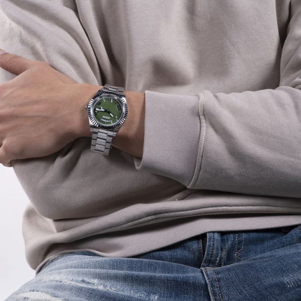Guess Style Items 