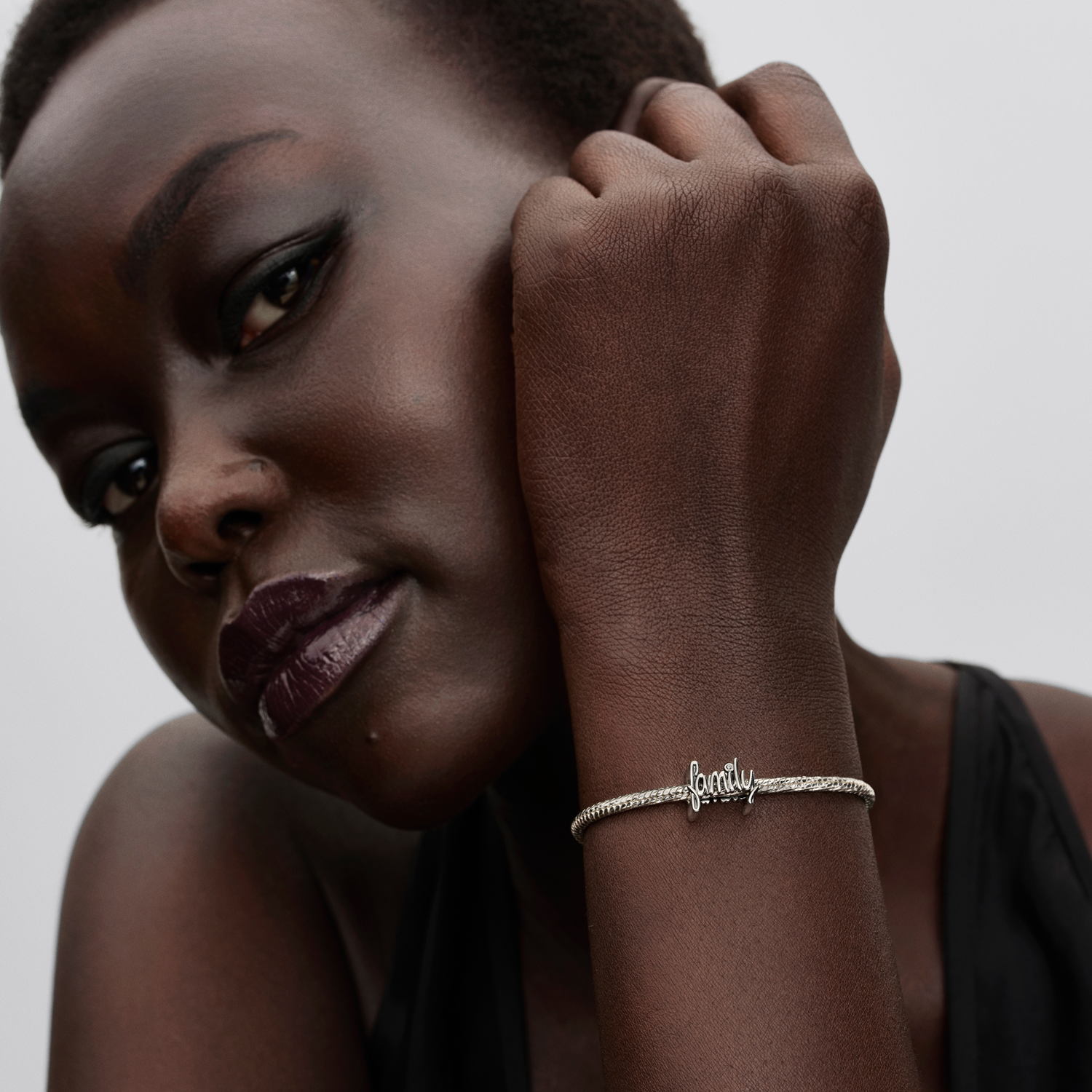 Pandora Moments 925 Sterling Silver Handwritten Family Charm 794250C01