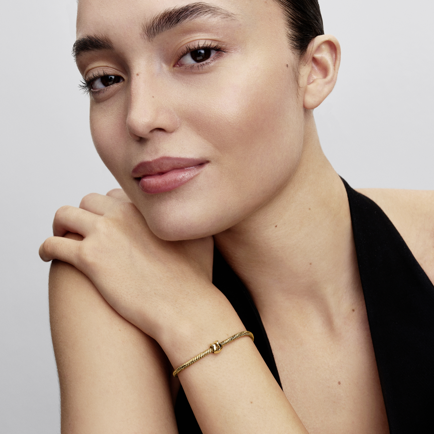 Pandora Moments Gold Plated Horseshoe Mini Charm 764517C00