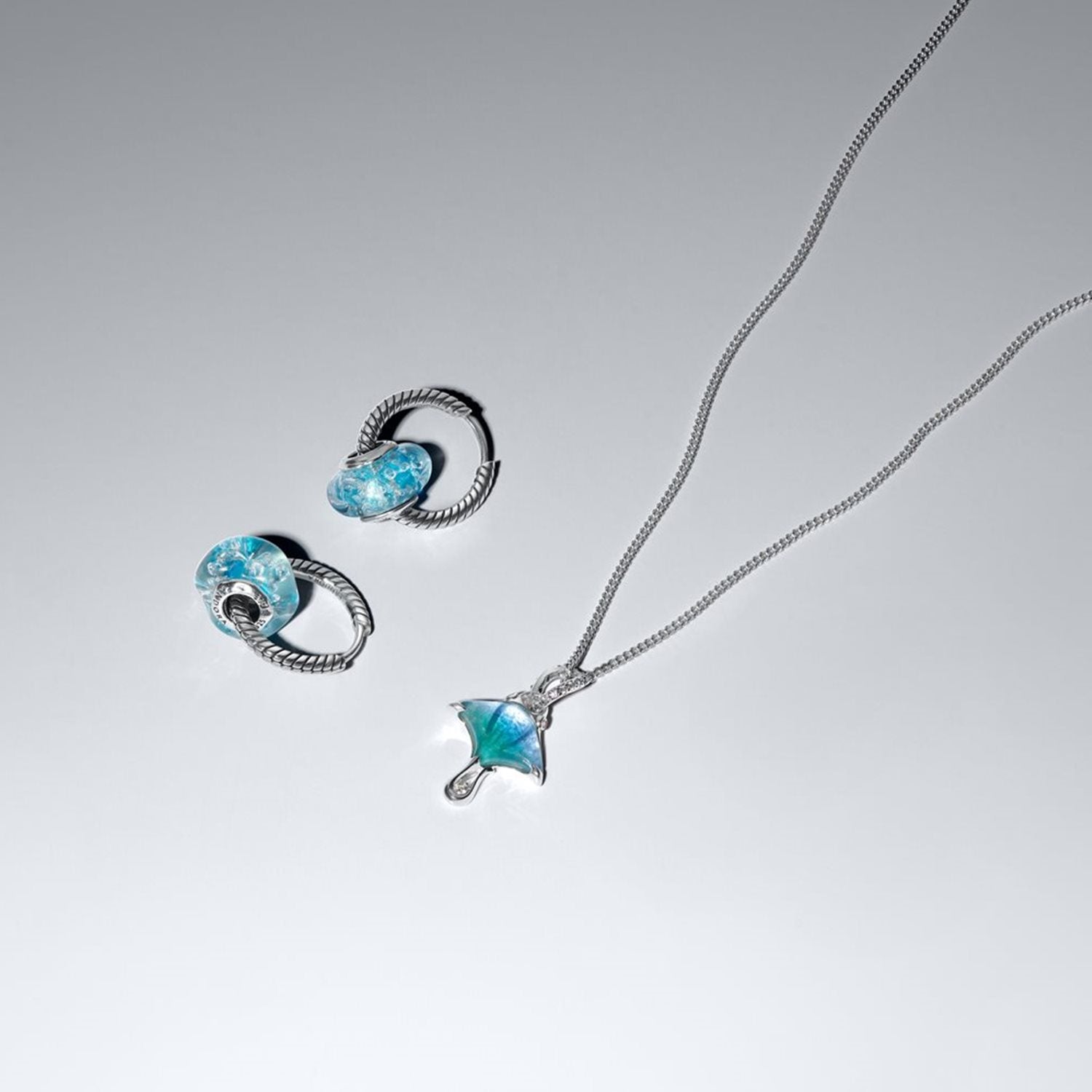 Pandora Moments 925 Sterling Silver Murano Glass and Enamel Manta Ray Dangle Charm 794685C01