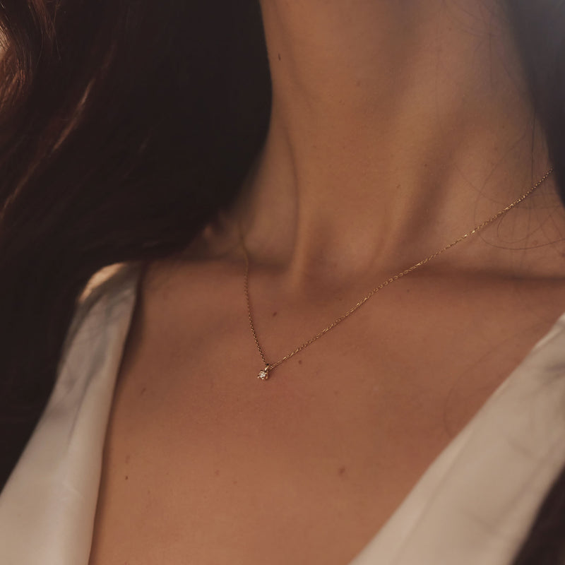 Isabel Bernard De la Paix Céline 14 karaat gouden collier | diamant 0.05 ct | IBD350001-zoom-