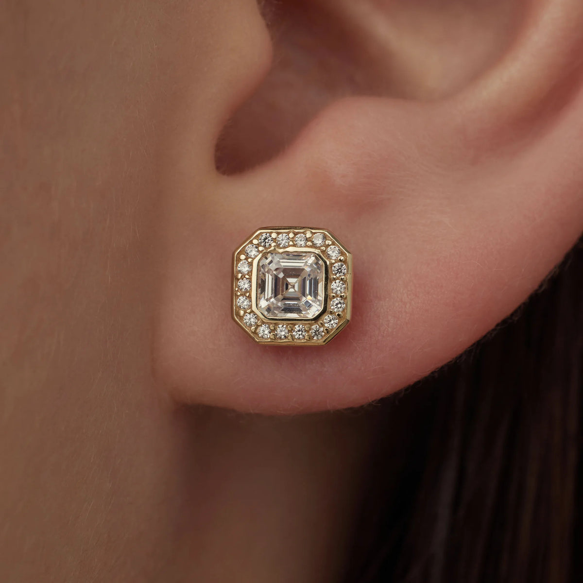 Beloro Jewels Monte Napoleone Sofia 9 carat gold Ear Studs BO360042