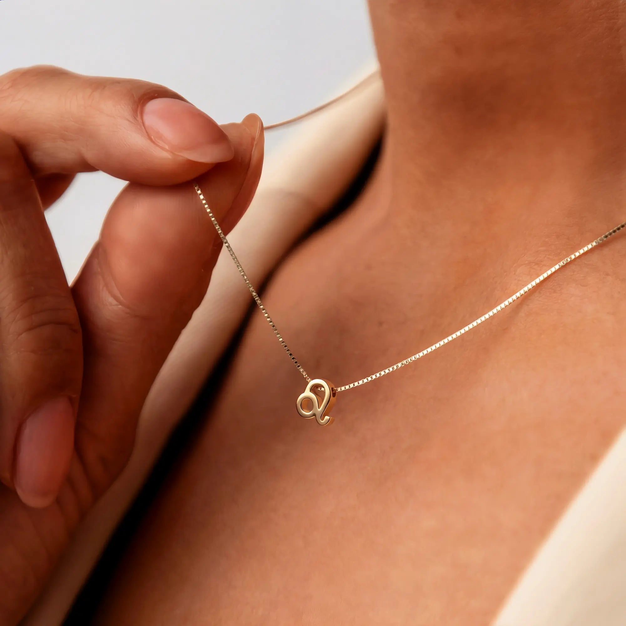 Isabel Bernard Étoiles d’Or Leo 14 Carat Gold Venetian Necklace With Horoscope IB340182