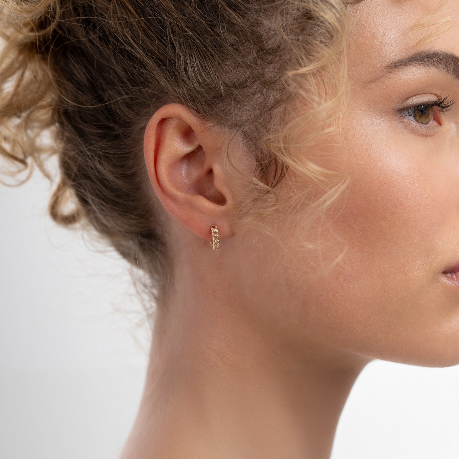 Isabel Bernard Le Marais Règine 14 Carat Golden Hoop Earrings IB360219