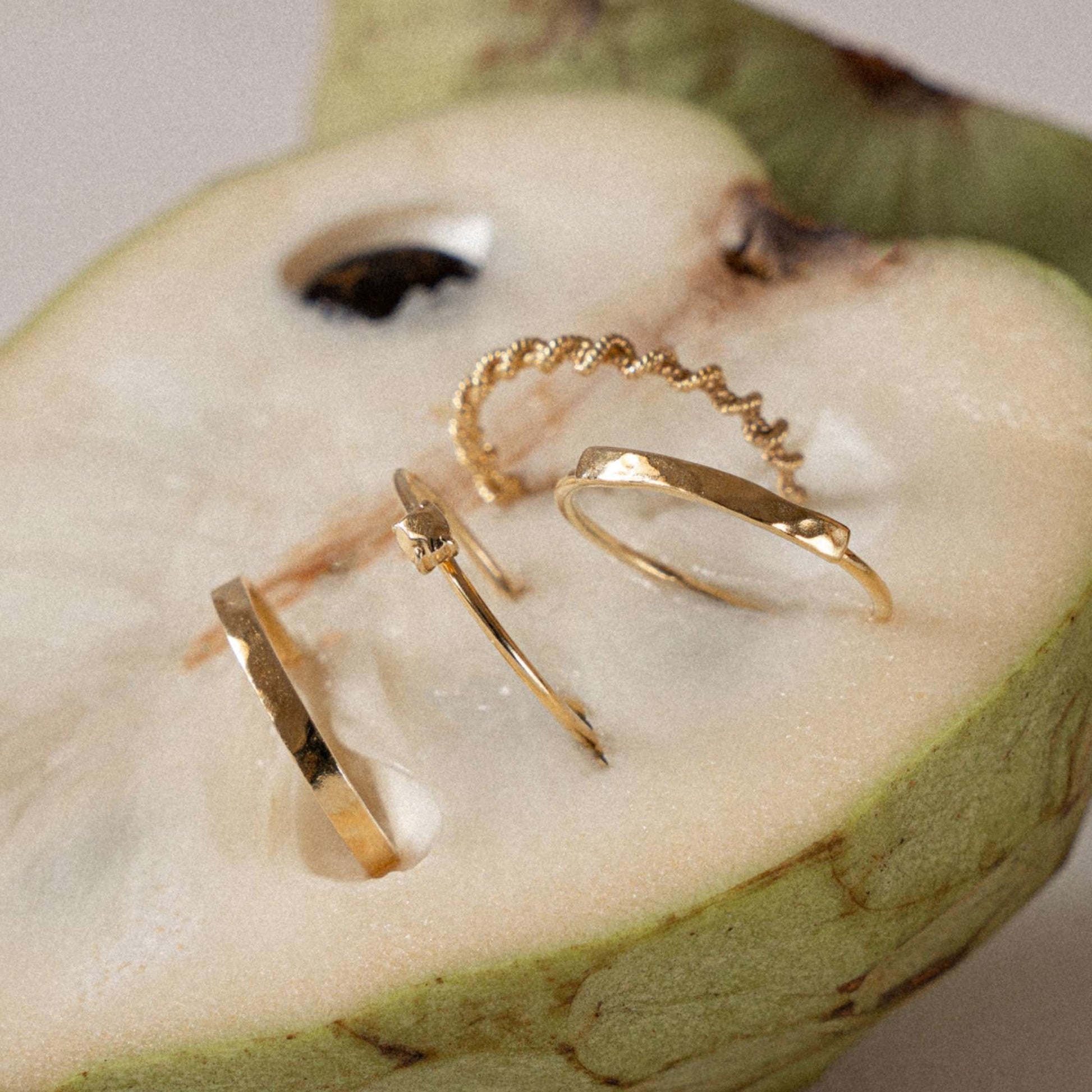 Violet Hamden Sisterhood Moonscape 925 Sterling Zilveren Goudkleurige Ring VH13029G-50 (Maat: 50)