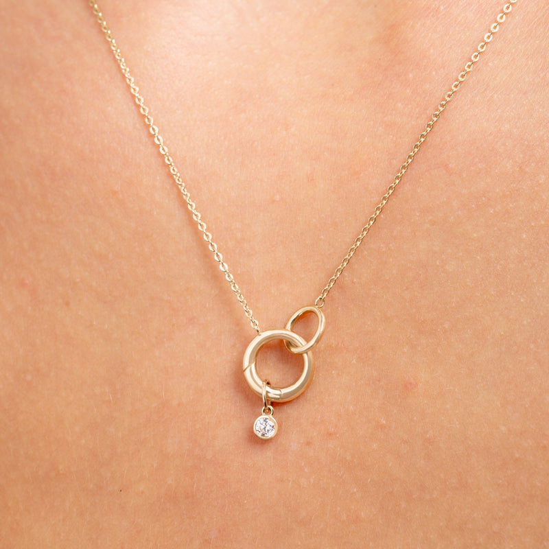 Isabel Bernard Le Marais Ronde Zirkonia 14 karaat gouden bedel IB350060-zoom-