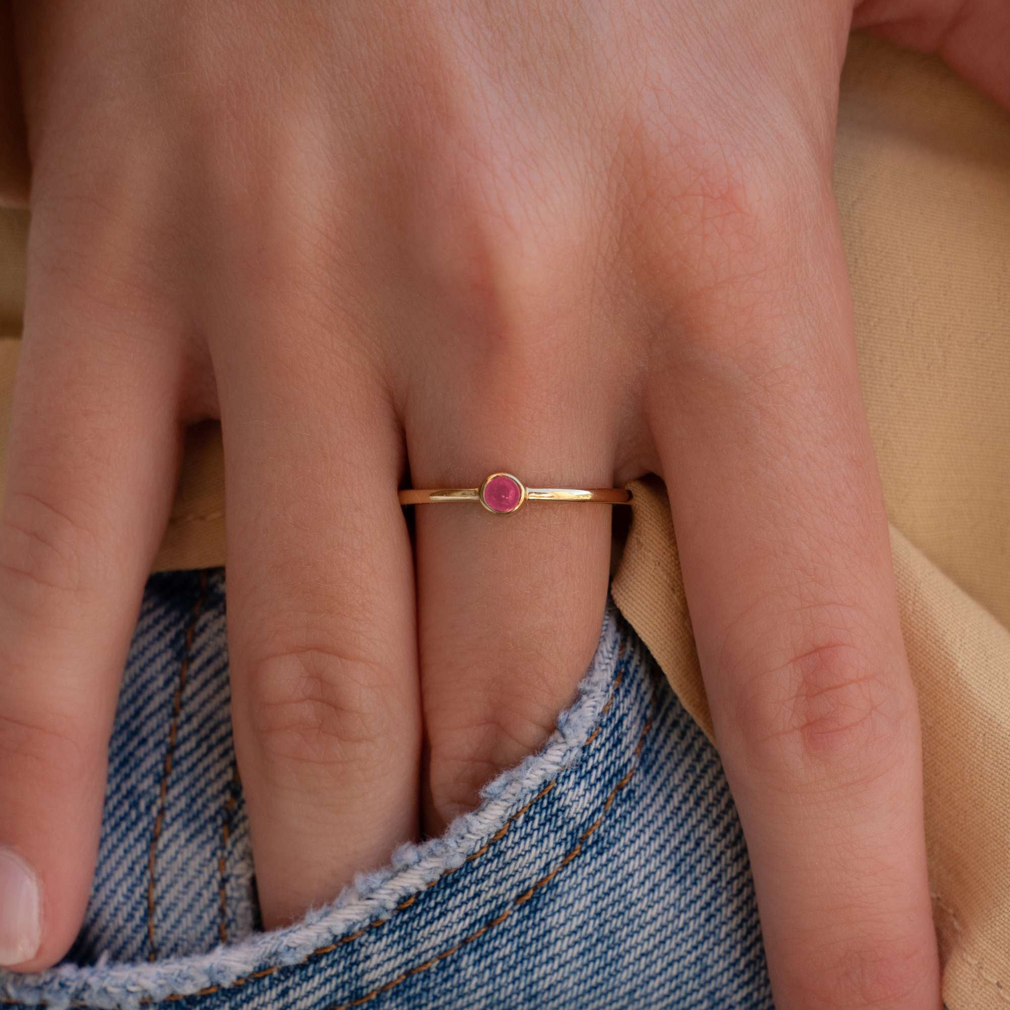 Violet Hamden Venus Goudkleurige Ring Met Geboortesteen VH330008MAY-58