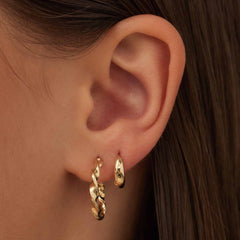 Isabel Bernard Cadeau d'Isabel 14 karat gold earring set IB90176