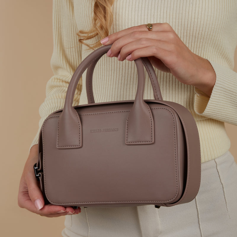 Chiara Ferragni Eyelike Brown Crossbody bag 75SB4BBC-ZS517-706-zoom-