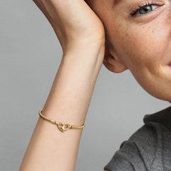 Pandora Moments Bracelet 562731C00-21with14 Carat Gold Plating