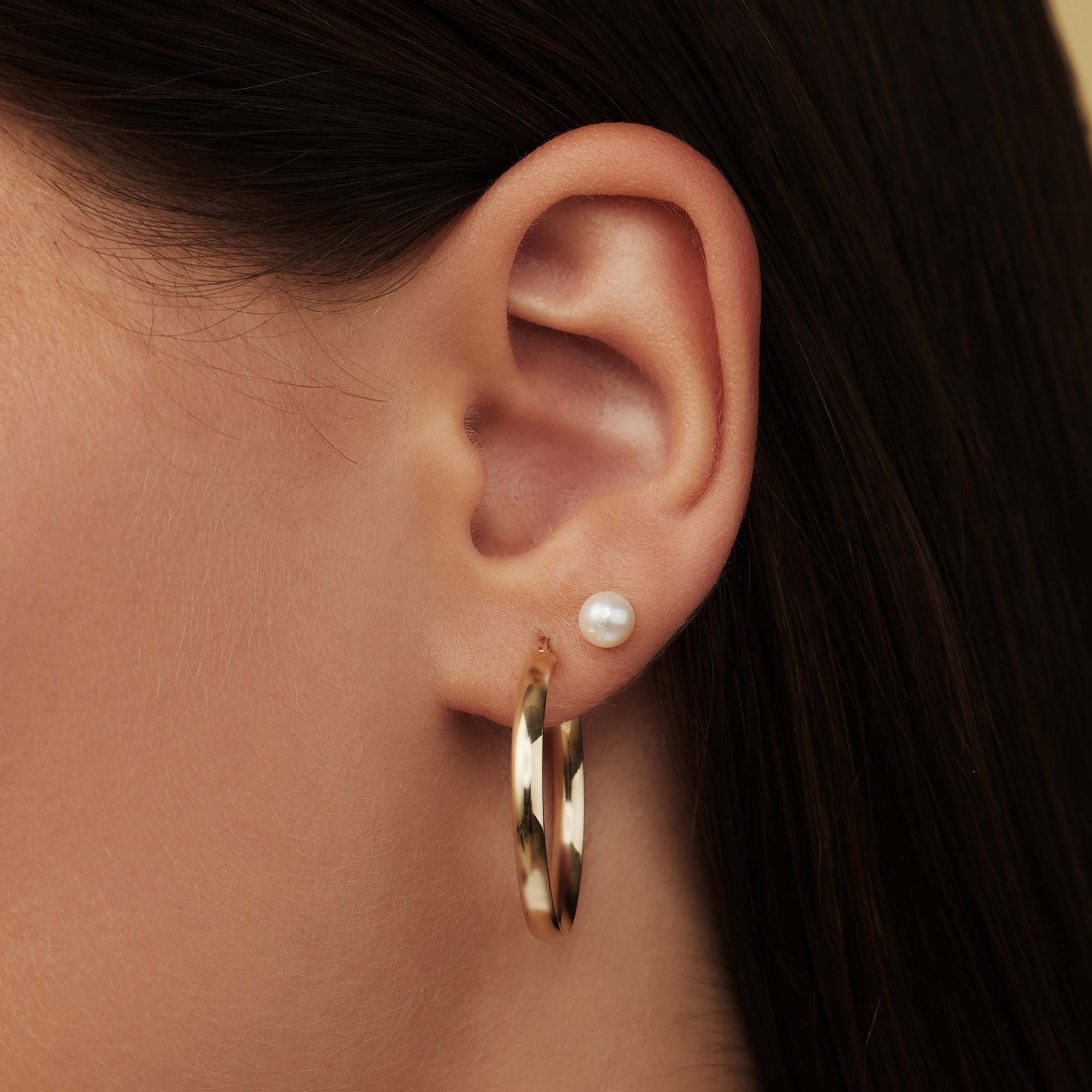 Isabel Bernard Belleville Luna 14 Carat Golden Ear Studs IB360132