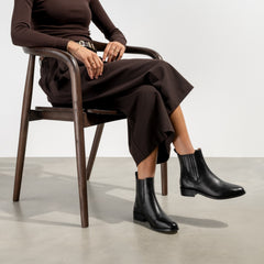 Isabel Bernard Vendôme Chey Black Calfskin Leather Chelsea Boots IB53012-001-42