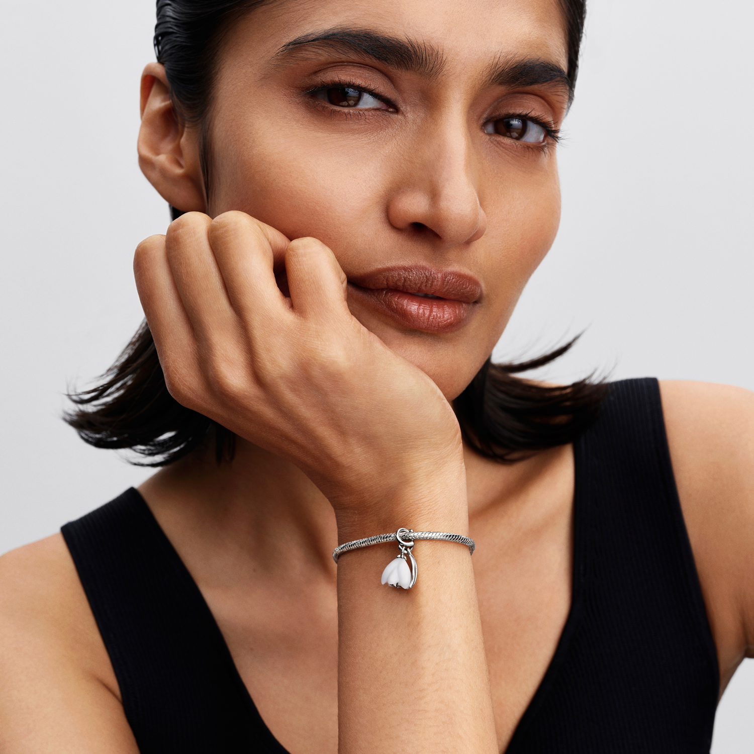 Pandora Moments 925 Sterling Silver Snowdrop Flower Dangle Charm 794239C01