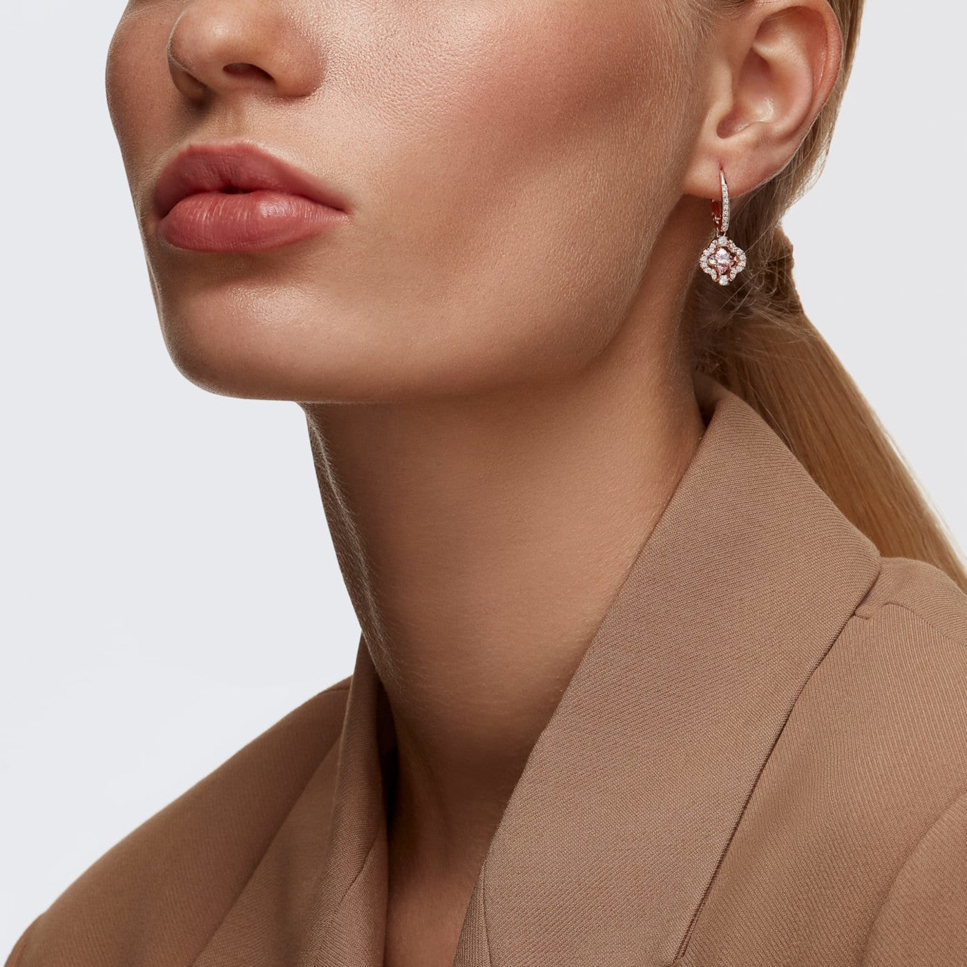 Swarovski Sparkling Rose gold Ear Stud 5516477
