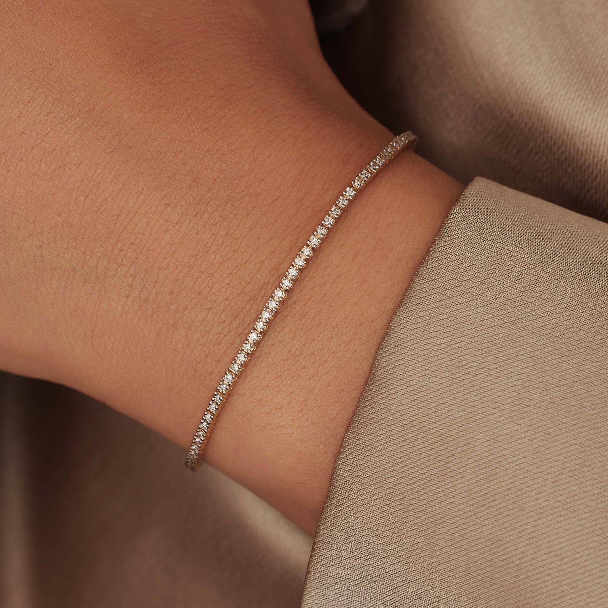 Isabel Bernard De la Paix Madeline 14 Carat Golden Tennis Bracelet | diamond 1.08 ct | IBD320005