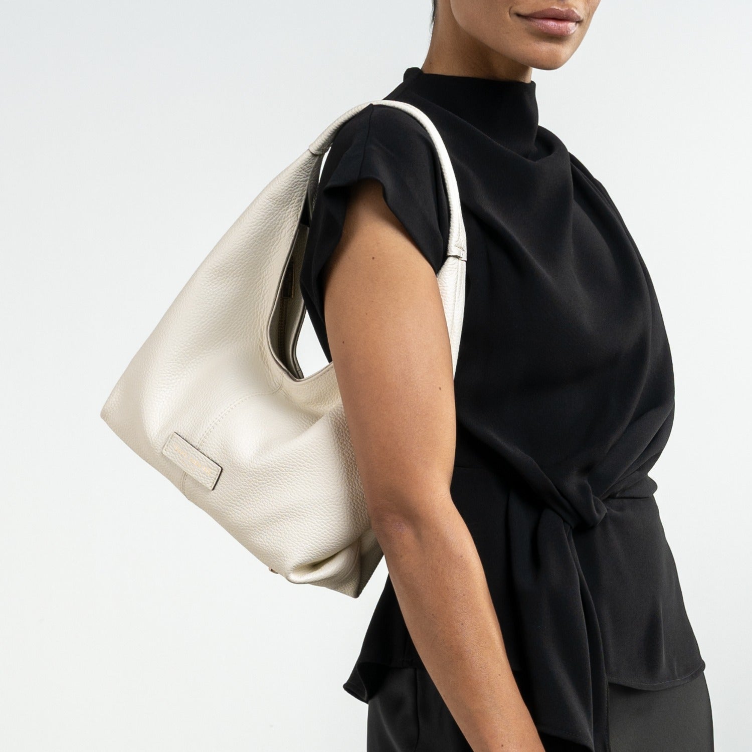 Isabel Bernard Honoré Grace mini cream calfskin leather handbag IB21132-070