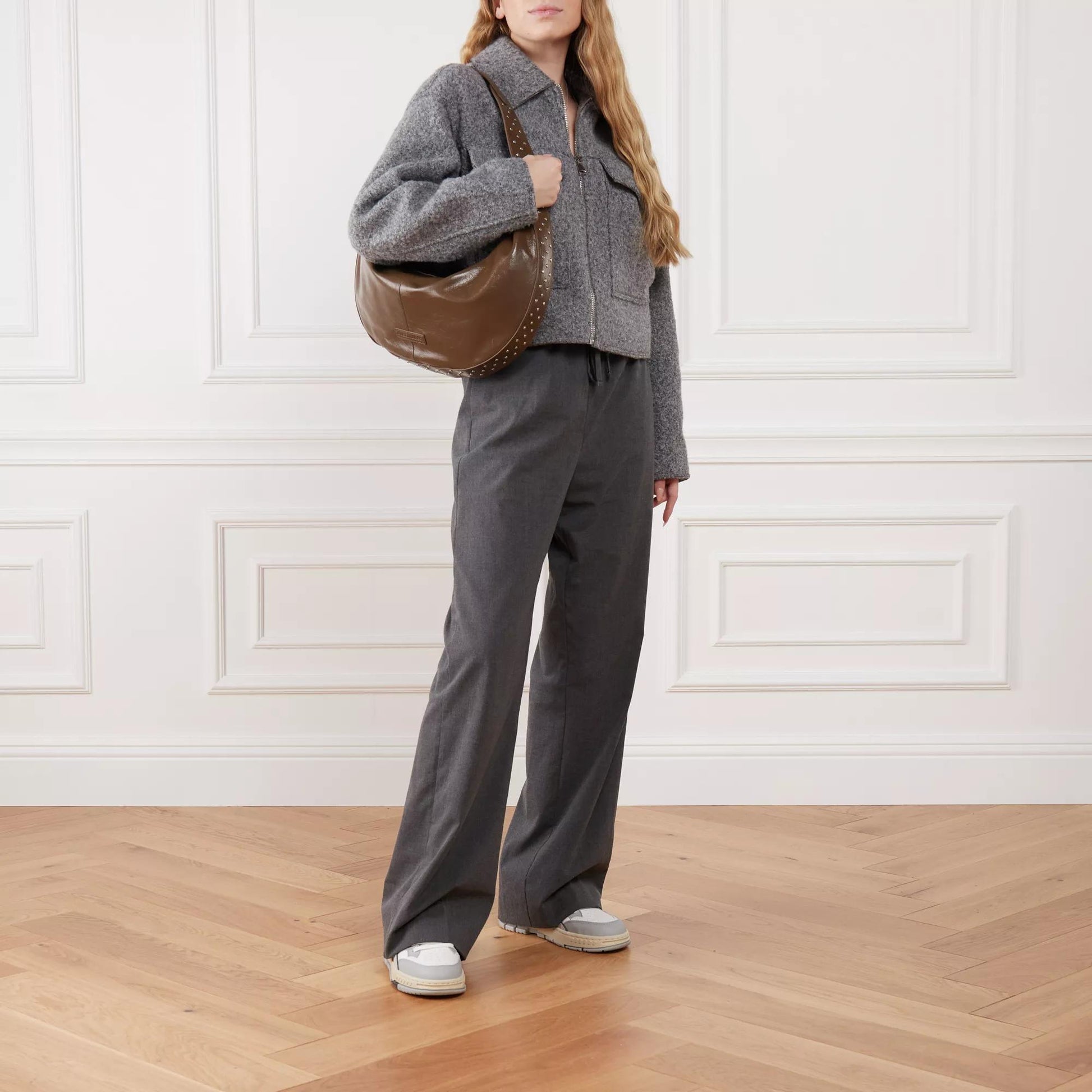 LESVISIONNAIRES Brown Shoulder Bag 2001-A0244721