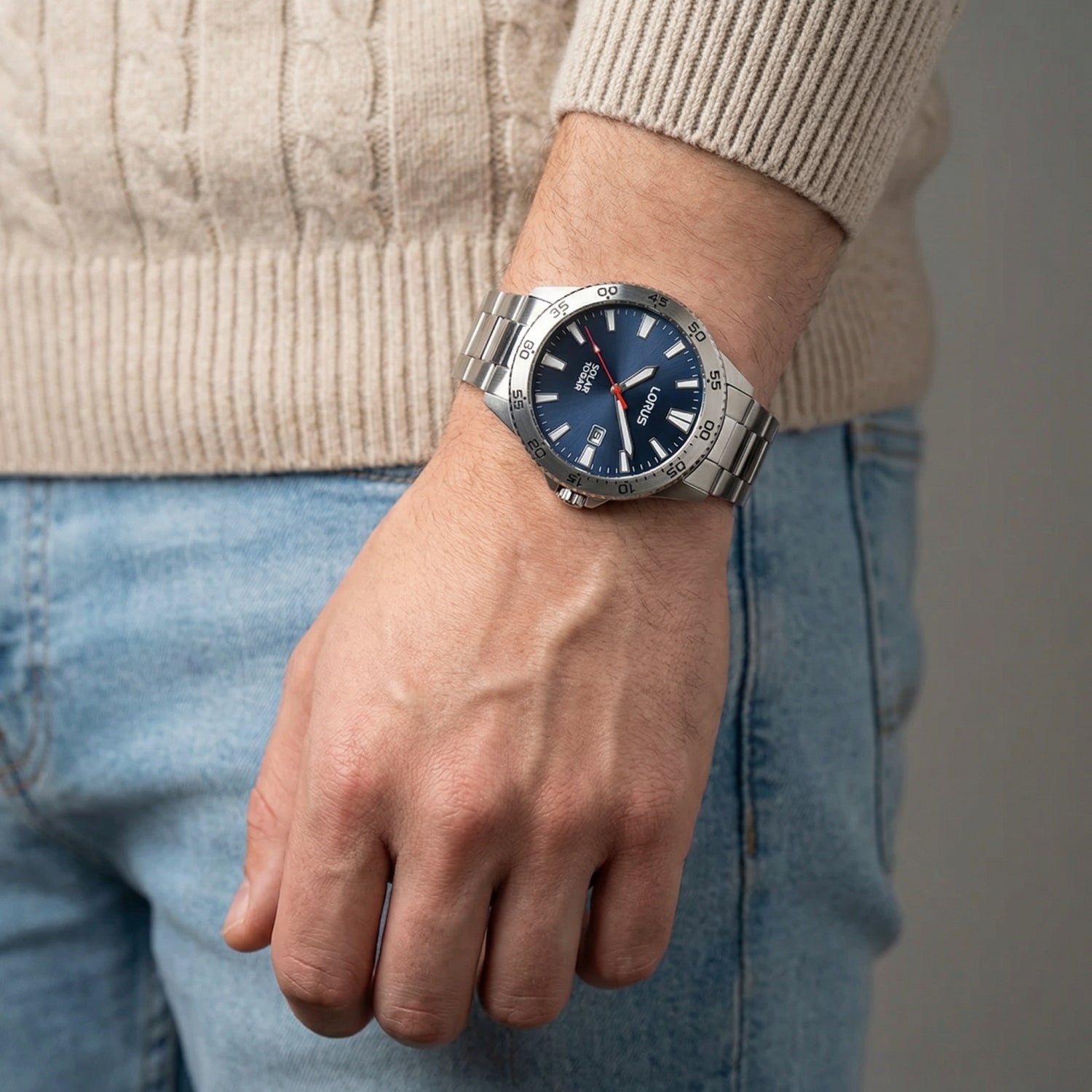 Lorus Solar Herenhorloge Met Blauwe Wijzerplaat RX341AX9-3