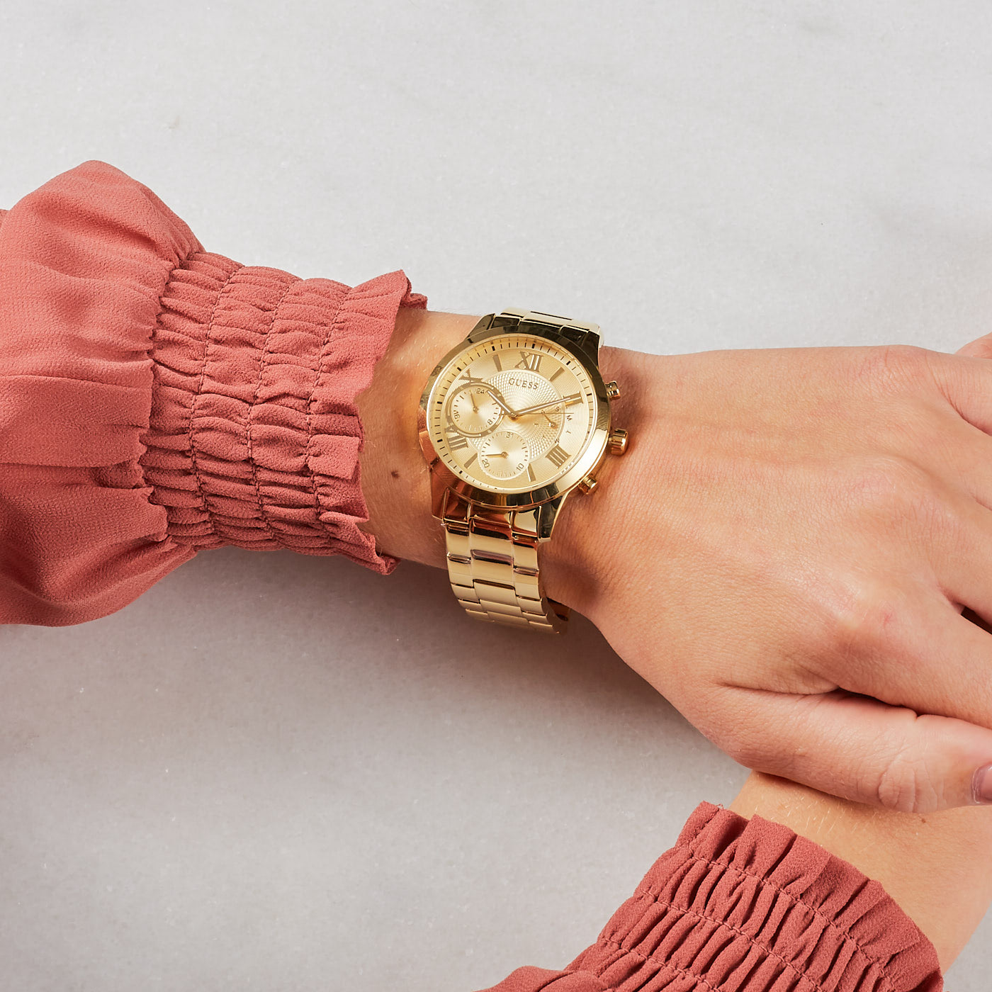 GUESS Gold Watch W1070L2