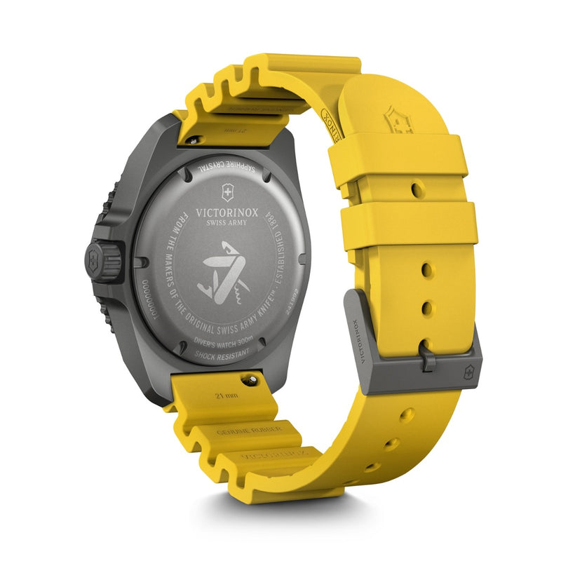 Victorinox Dive Pro Men's Watch 241992-zoom-