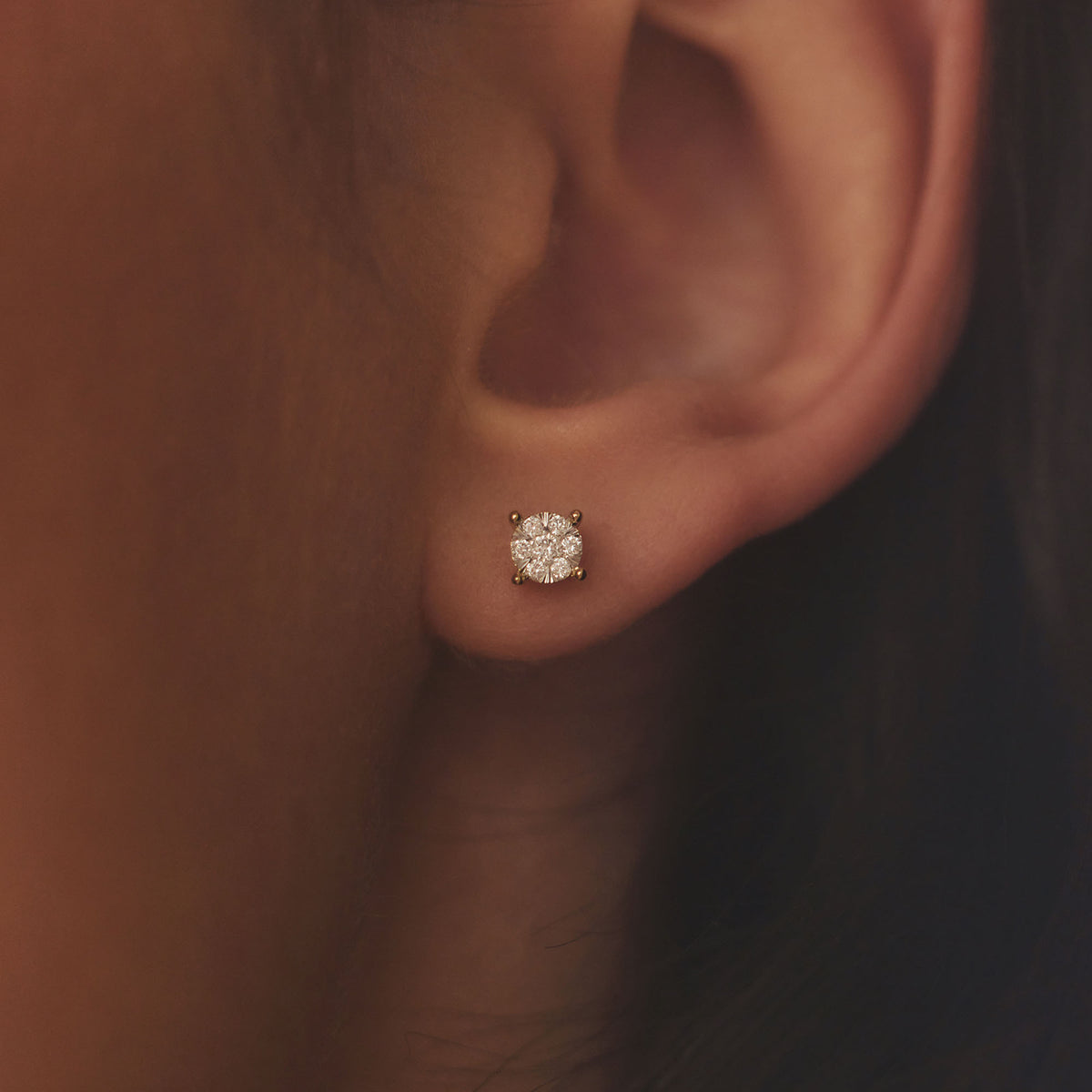 Isabel Bernard De la Paix Hanaé 14 Carat Golden Ear Studs | diamond 0.16 ct | IBD360015