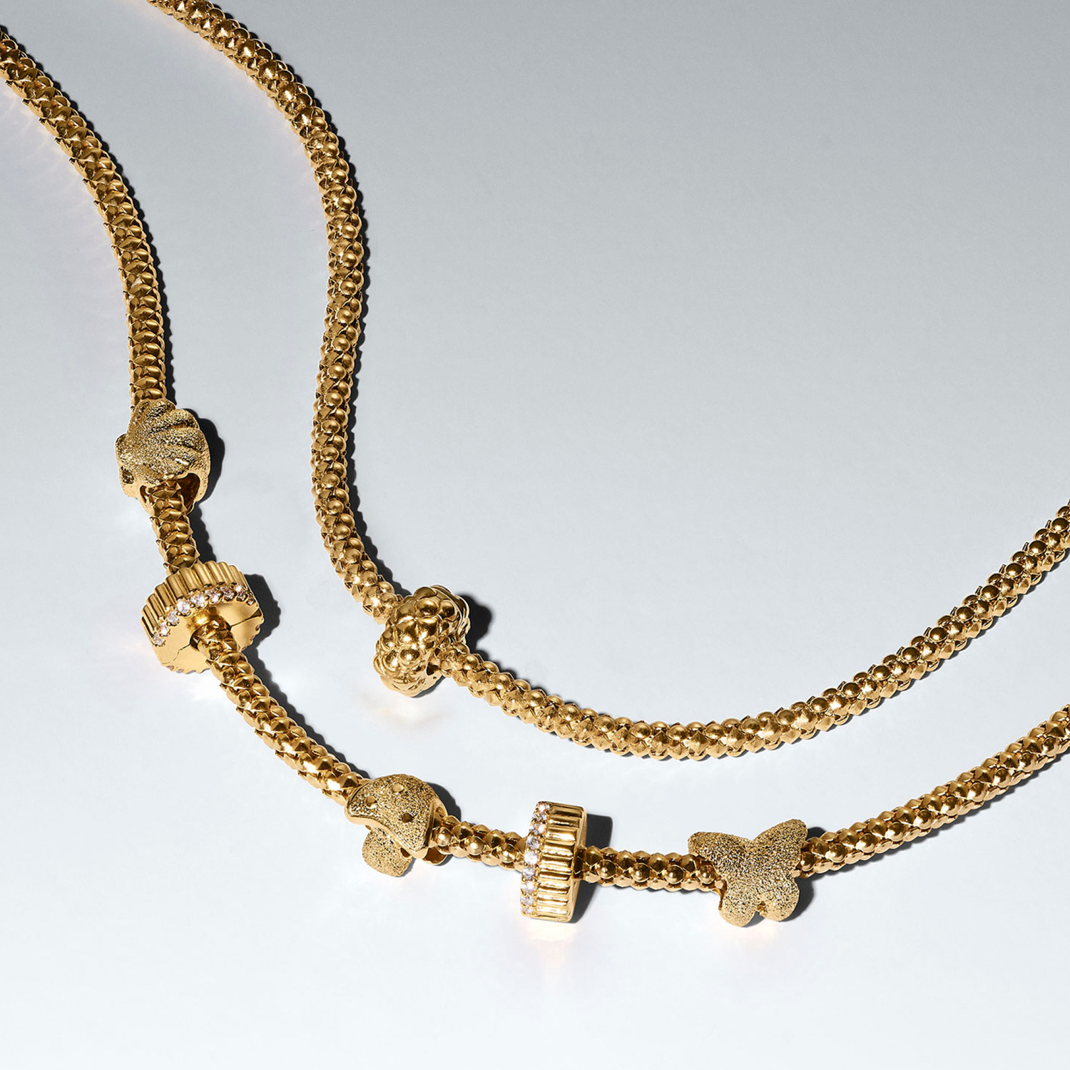 Pandora Moments Gold Plated Charm 764078C01