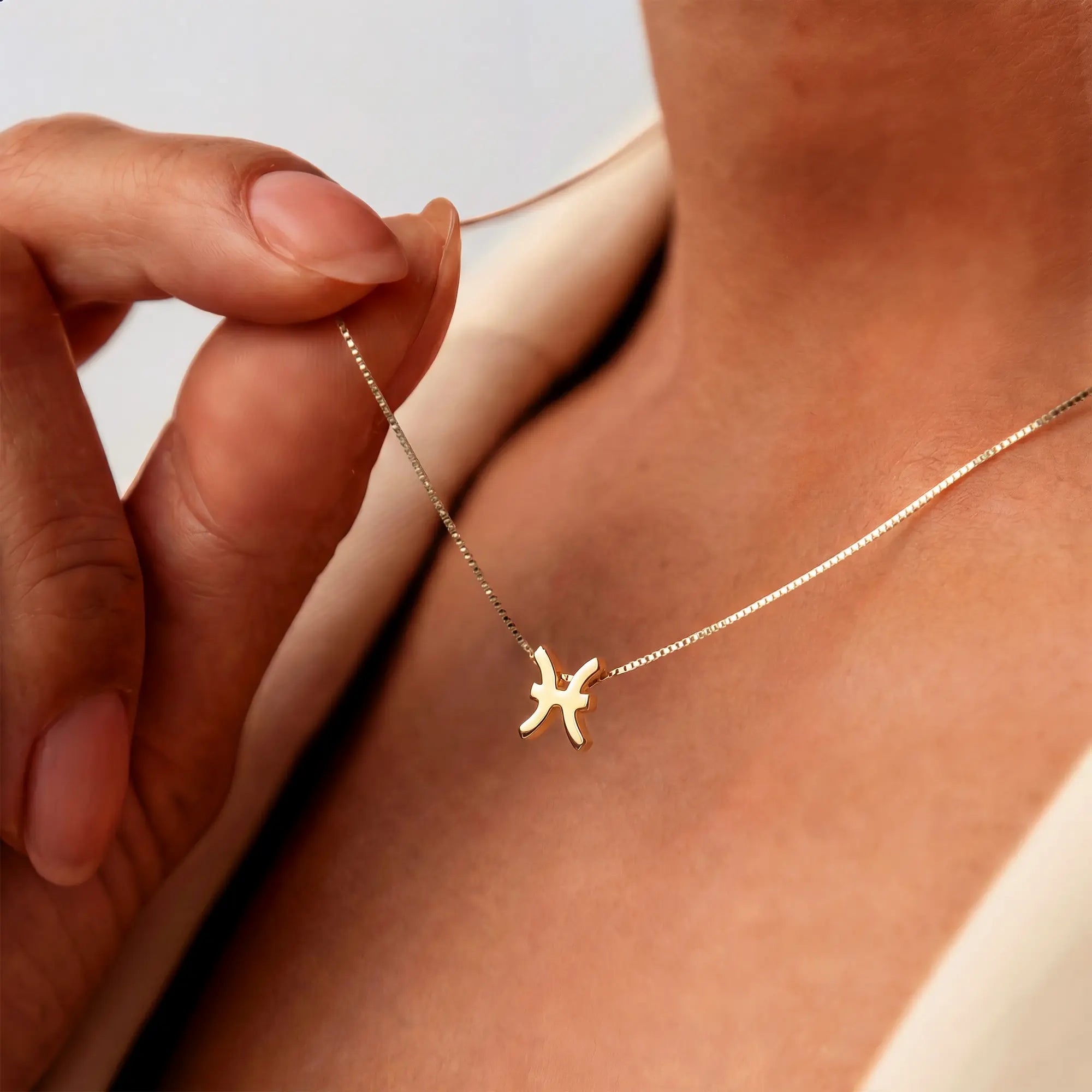 Isabel Bernard Étoiles d’Or Pisces 14 Carat Gold Venetian Necklace With Horoscope IB340189