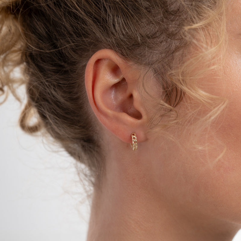 Isabel Bernard Le Marais Règine 14 karaat gouden oorringen IB360219-zoom-