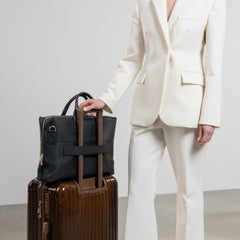 Isabel Bernard Honoré Anique Black Calfskin Handbag IB25071