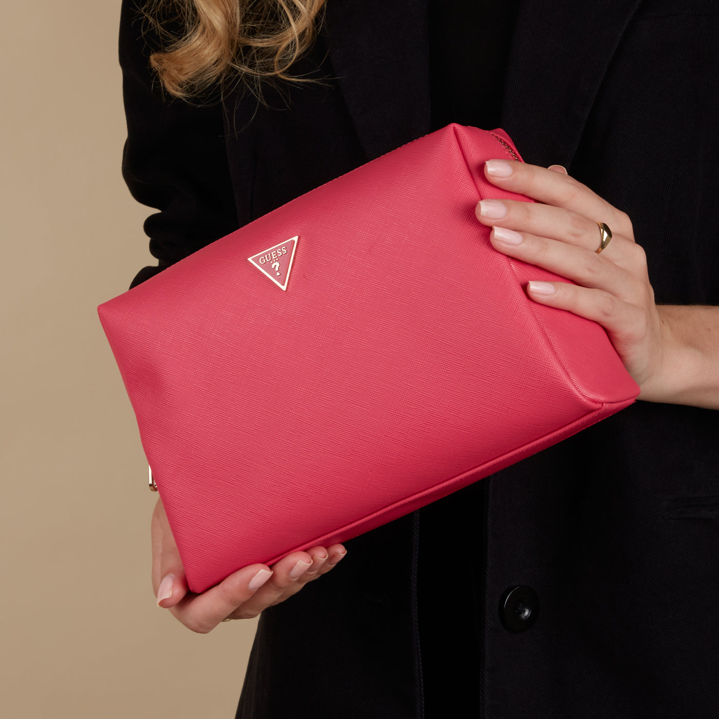 GUESS Red Toiletry Bag PW1575-P3315-MAG