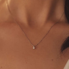 Isabel Bernard De la Paix Celesse 14 Carat Whitegold Necklace | diamond 0.07 ct | IBD350005