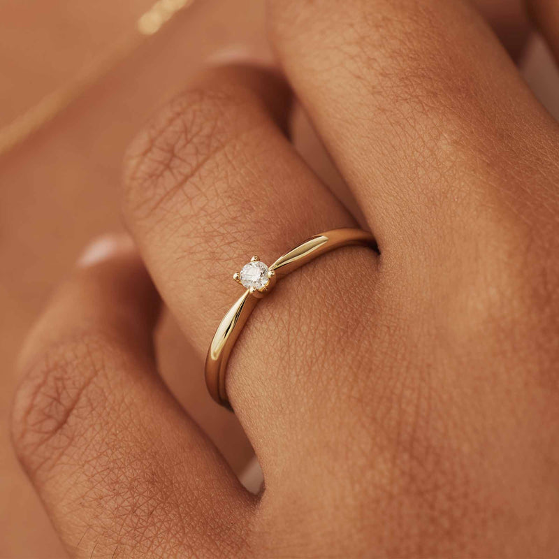 Isabel Bernard De la Paix Céline 14 karaat gouden ring | diamant 0.05 ct | IBD330001-48-zoom-