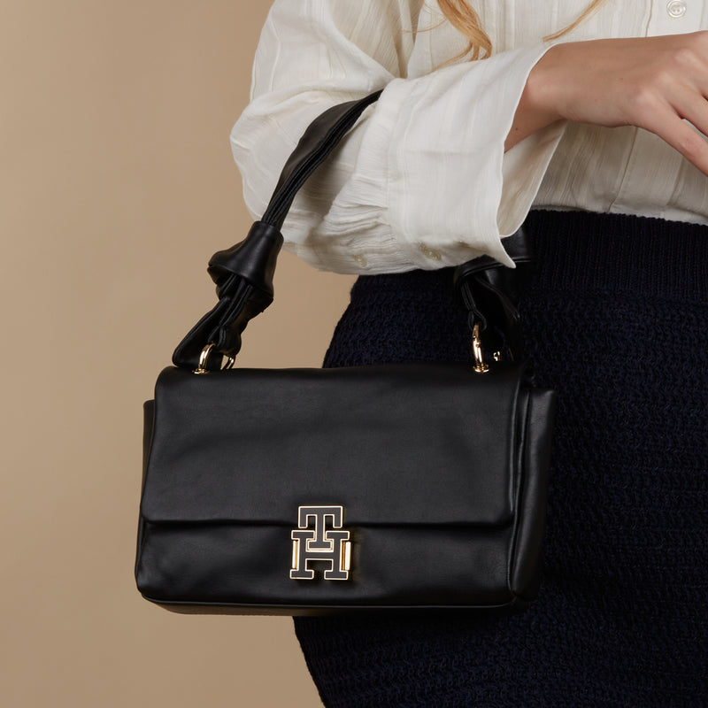 Tommy Hilfiger Pushlock Black Leather Handbag AW0AW15685BDS-zoom-