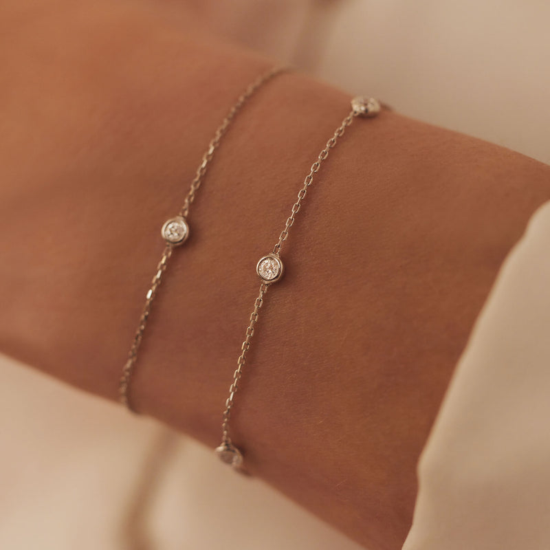Isabel Bernard De la Paix Alfie 14 karaat witgouden armband | diamant 0.05 ct | IBD320004-zoom-