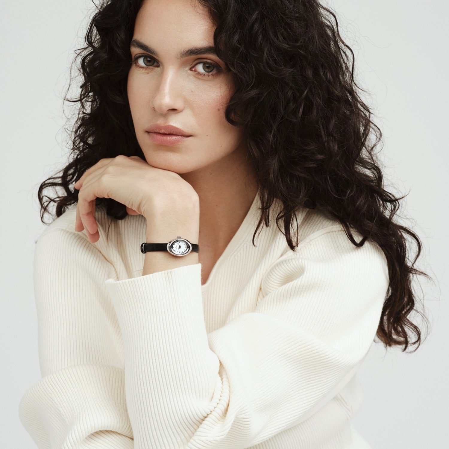 Mockberg Belle Oval Petite Leather Women's Watch MB1413