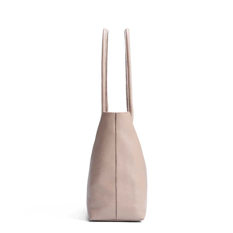 Isabel Bernard Honoré Elin Taupe kalfslederen schoudertas IB25111-078-zoom-
